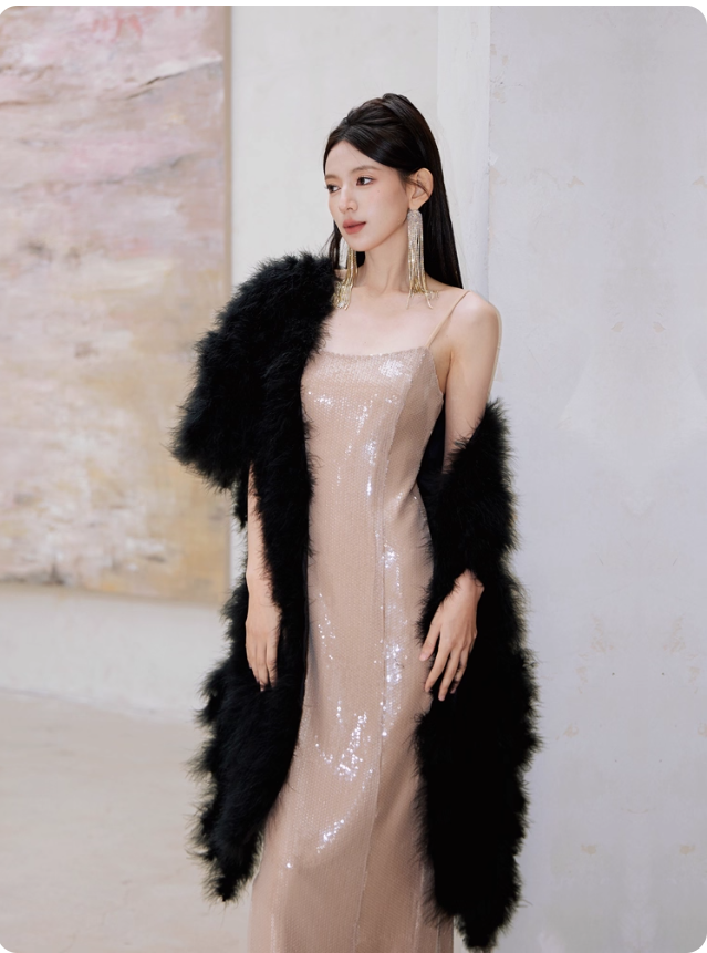 DOLLYTANG朵家 浮夸蓬松羽毛披肩女贵气毛毛流苏斗篷礼服搭配披风